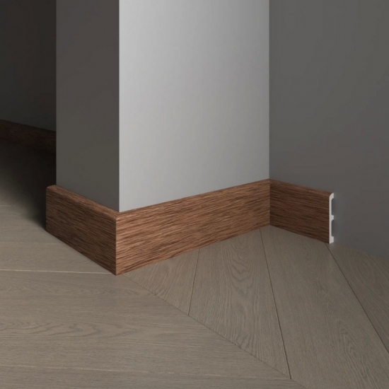 Плинтус Decor-Dizayn 706-83