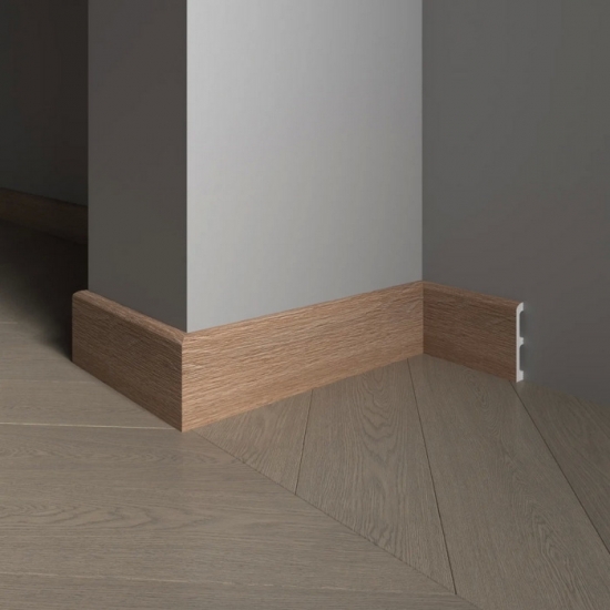 Плинтус Decor-Dizayn 706-90