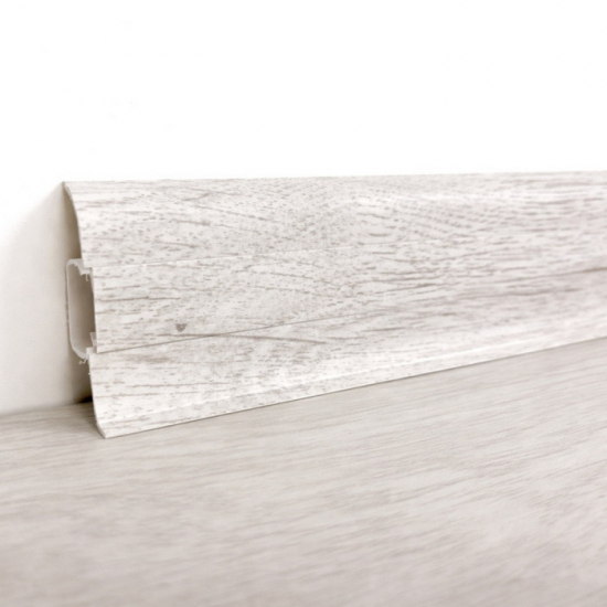 Напольный плинтус ПВХ Sanrelia SanFlex 589 Береза светлая Напольный плинтус ПВХ Sanrelia SanFlex 589 Береза светлая